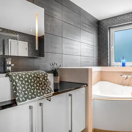 Feriehus Skamhals - 700m From The Sea By Interhome *
